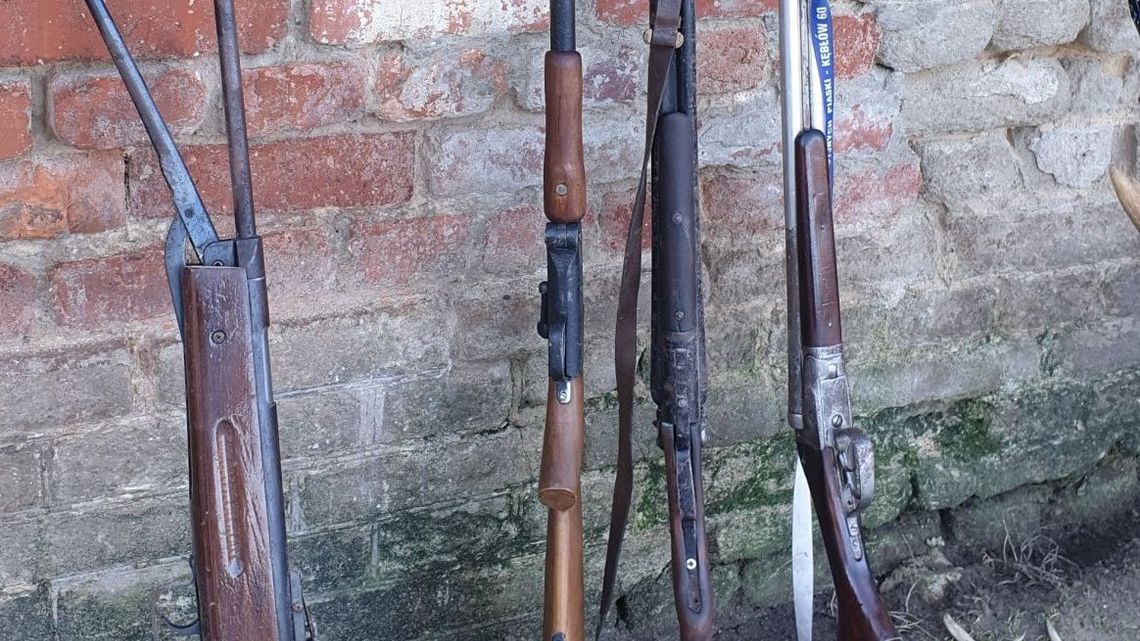 Nielegalny arsenał trzymał w warsztacie. 31-latek stanie przed sądem Nielegalny arsenał trzymał w warsztacie. 31-latek stanie przed sądem