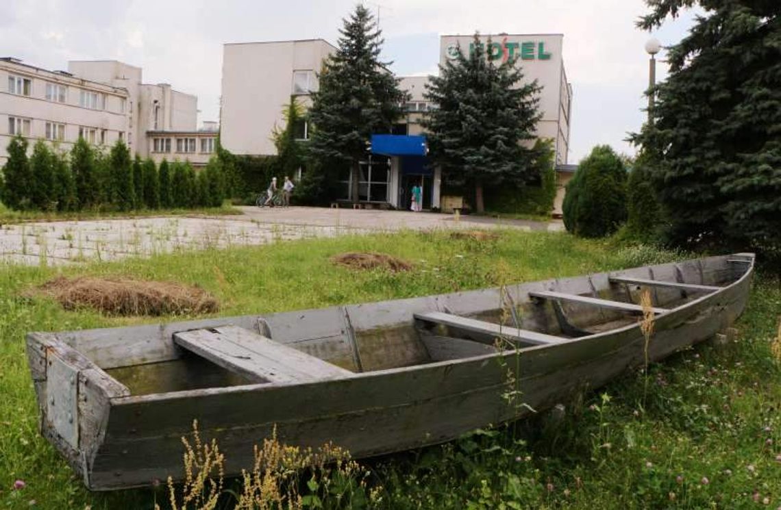 Nielegalny dom opieki w Puławach. Kuria ostrzega przed zakonnikami