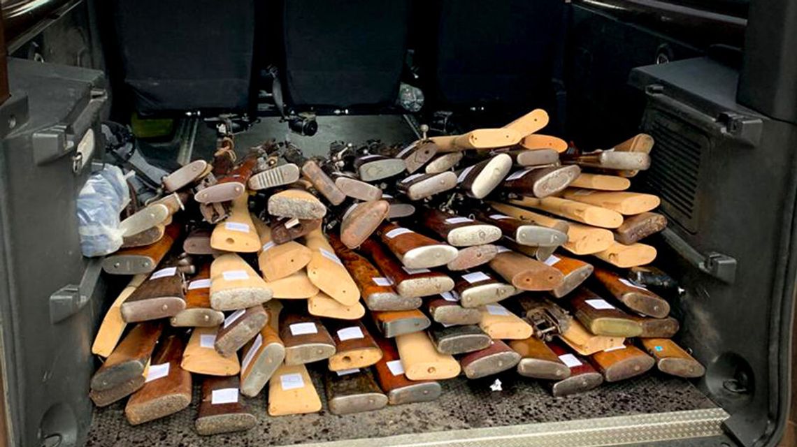 Nielegalny handel bronią. Już 34 osoby z zarzutami