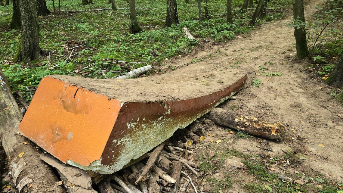 Nielegalny tor w Starym Gaju pojawił się z dnia na dzień. I ma zniknąć