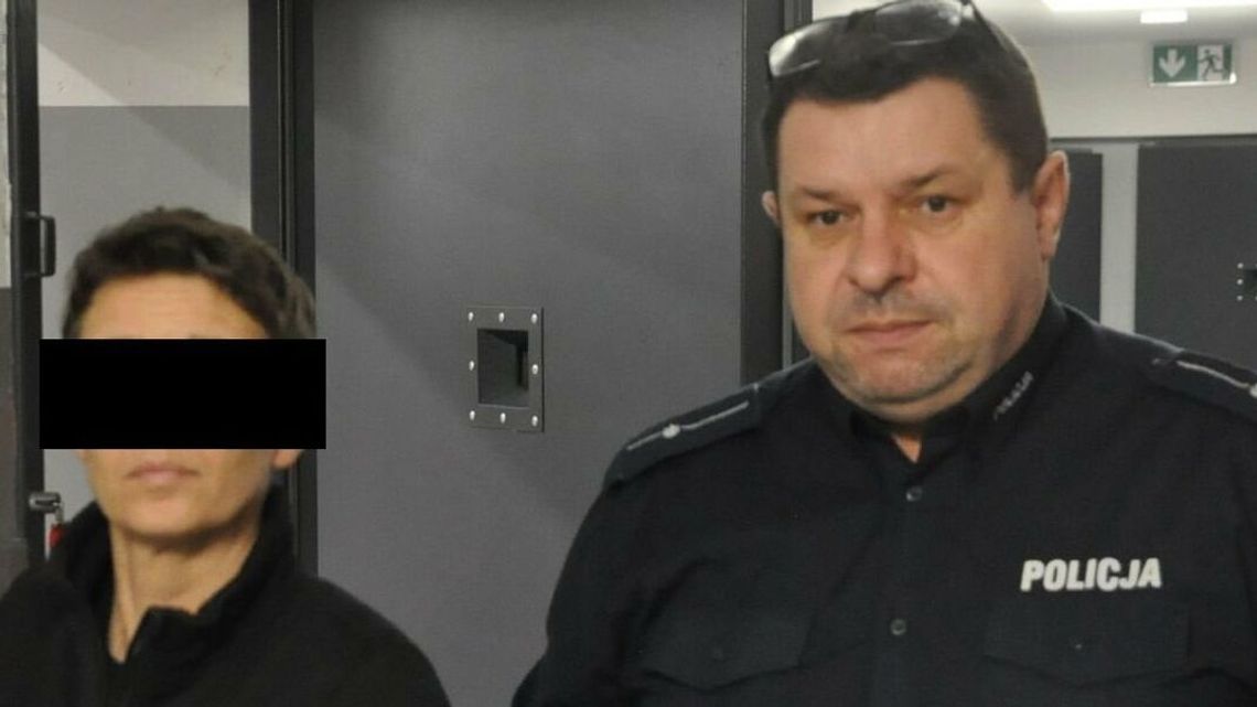 Nieludzka zemsta na znajomej. Nożem pocięła psa i poderżnęła gardło