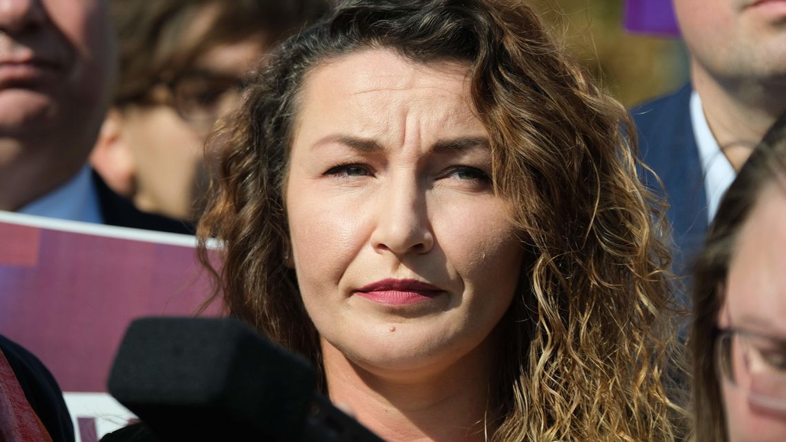 Nieoczekiwana zmiana miejsc w polskiej polityce. "Widać tu niespójność tej decyzji"