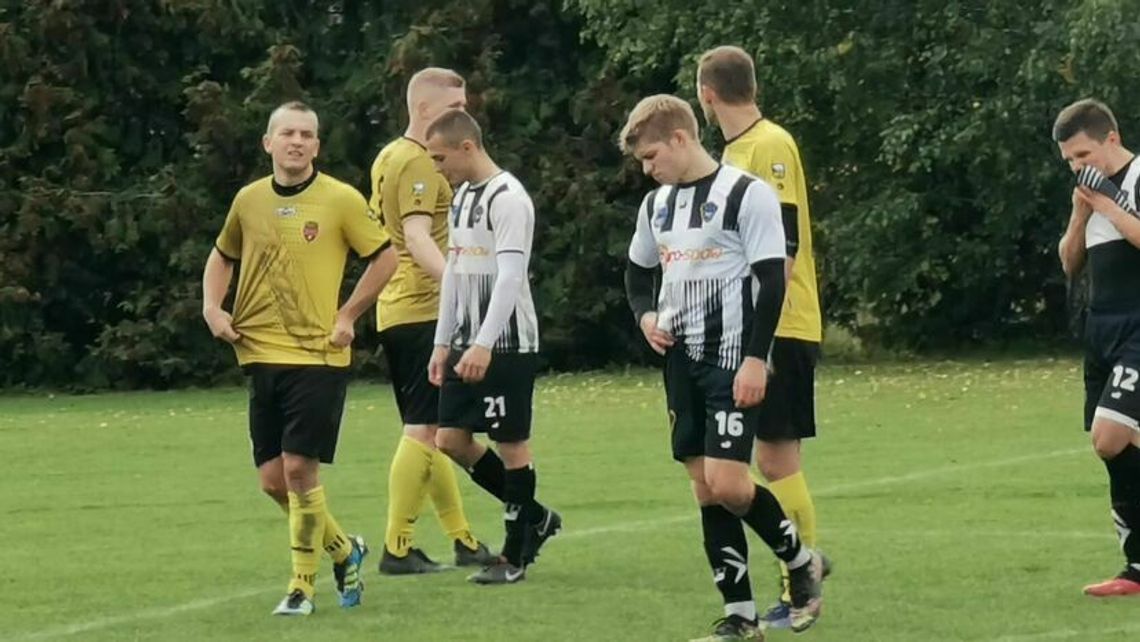 Niespodzianka w Rożdżałowie. Grała chełmska klasa okręgowa Niespodzianka w Rożdżałowie. Grała chełmska klasa okręgowa