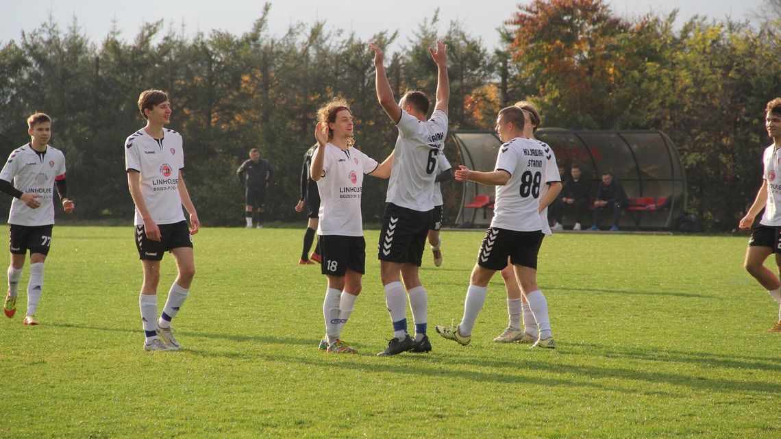 Niespodzianka w Staninie. Grała keeza bialska klasa okręgowa Niespodzianka w Staninie. Grała keeza bialska klasa okręgowa