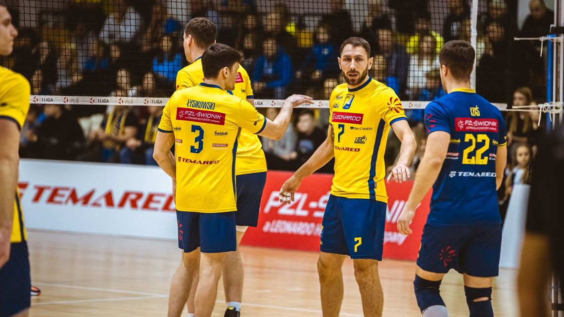 Niespodziewana porażka PZL Leonardo Avii Świdnik w Spale