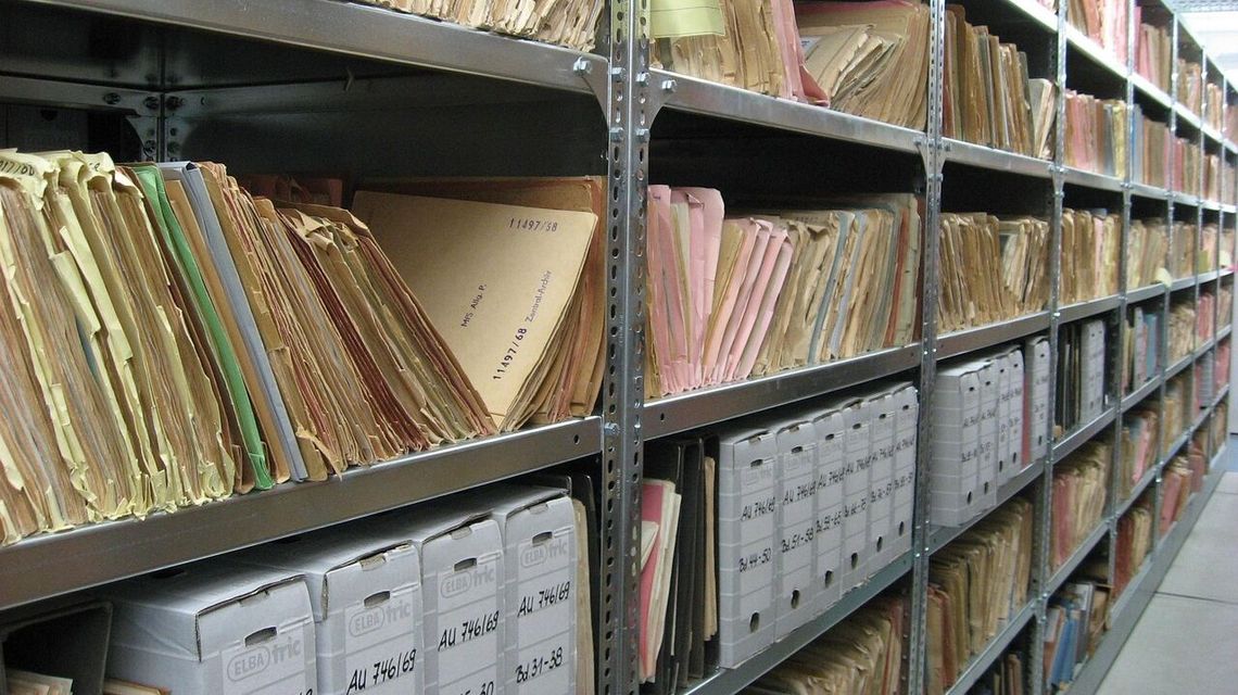 „Nieuchwytni. Odtajnione dokumenty, niewyjaśnione śledztwa PRL” „Nieuchwytni. Odtajnione dokumenty, niewyjaśnione śledztwa PRL”