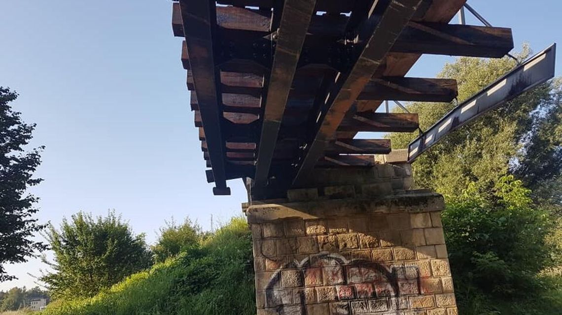 Niewiele brakowało do katastrofy. Kto uszkodził wiadukt wąskotorówki Niewiele brakowało do katastrofy. Kto uszkodził wiadukt wąskotorówki