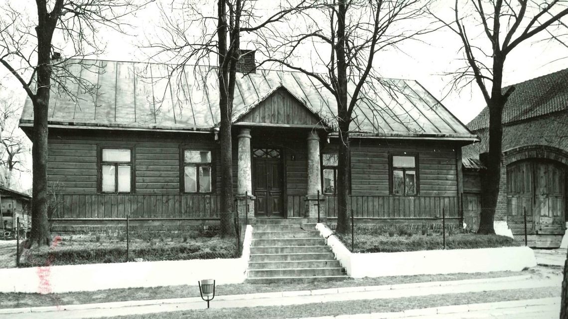 Nieznane zdjęcia Głuska. Zobacz jak wyglądał Głusk w 1974 roku