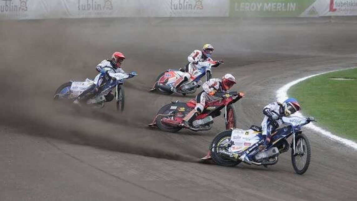 Nile Tufft w Speed Car Motorze