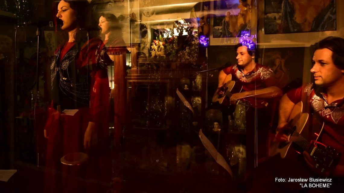 Nine Berries w Trzecim Księżycu