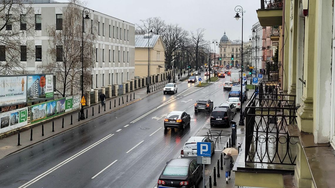 Noc i poranek z deszczem oraz śniegiem. Ostrzeżenie IMGW, "chłodna" prognoza na najbliższe dni