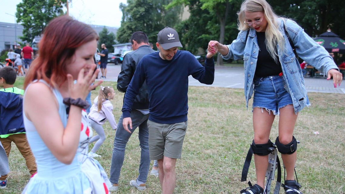 Noc, która zaczęła się przed południem. Tak bawiono się w Świdniku