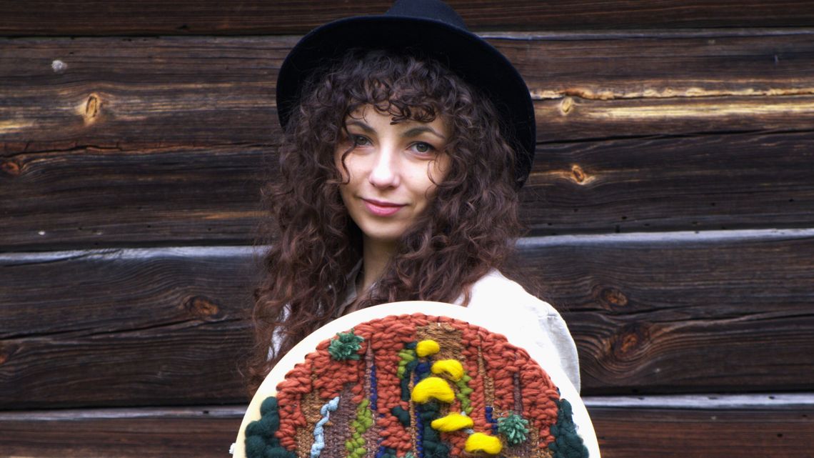 Noc Kultury 2024. Praca z tkaniną, liniami i światłem