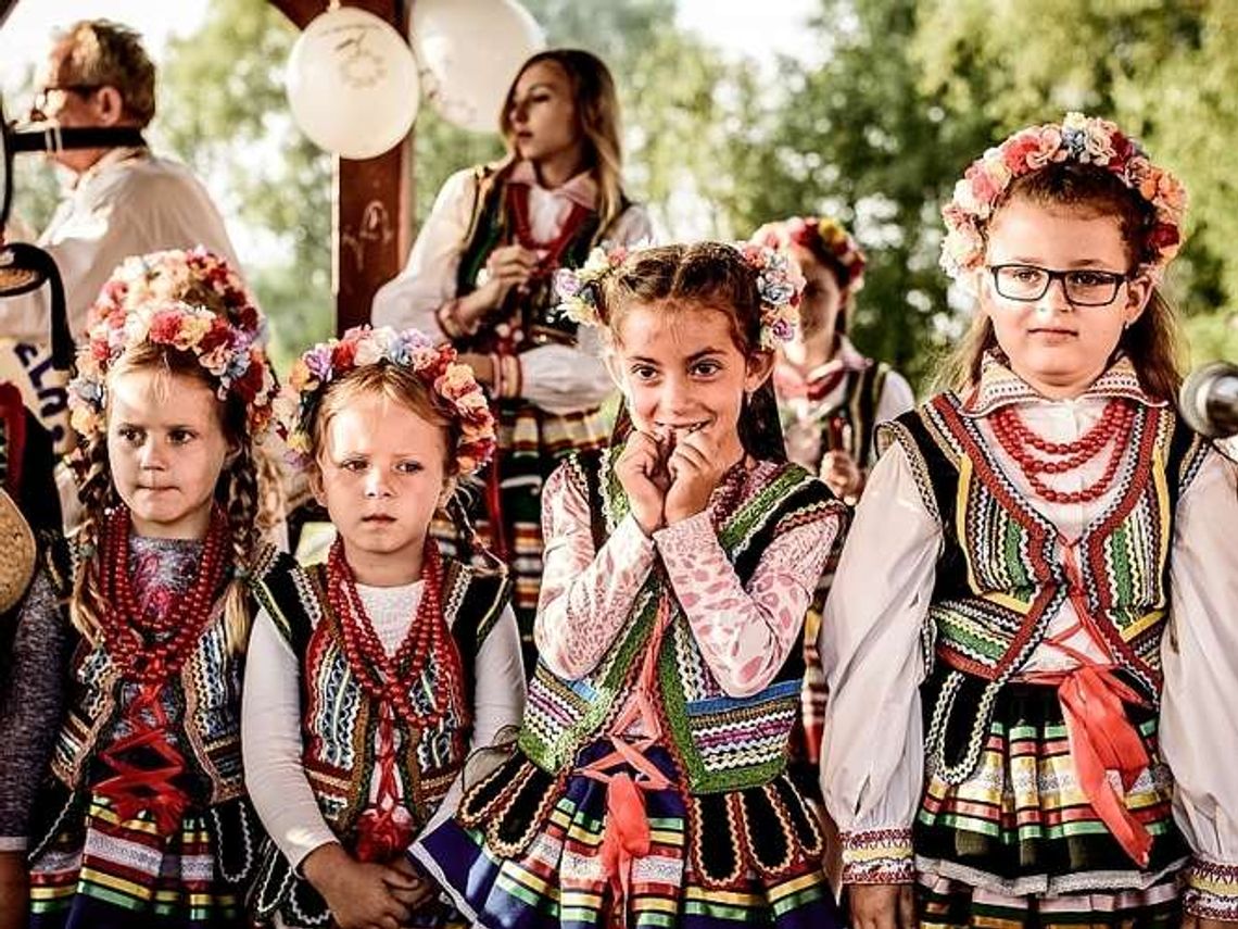 Noc świętojańska w Jaszczowie. Wicie wianków i konkurs na strój sobótkowy