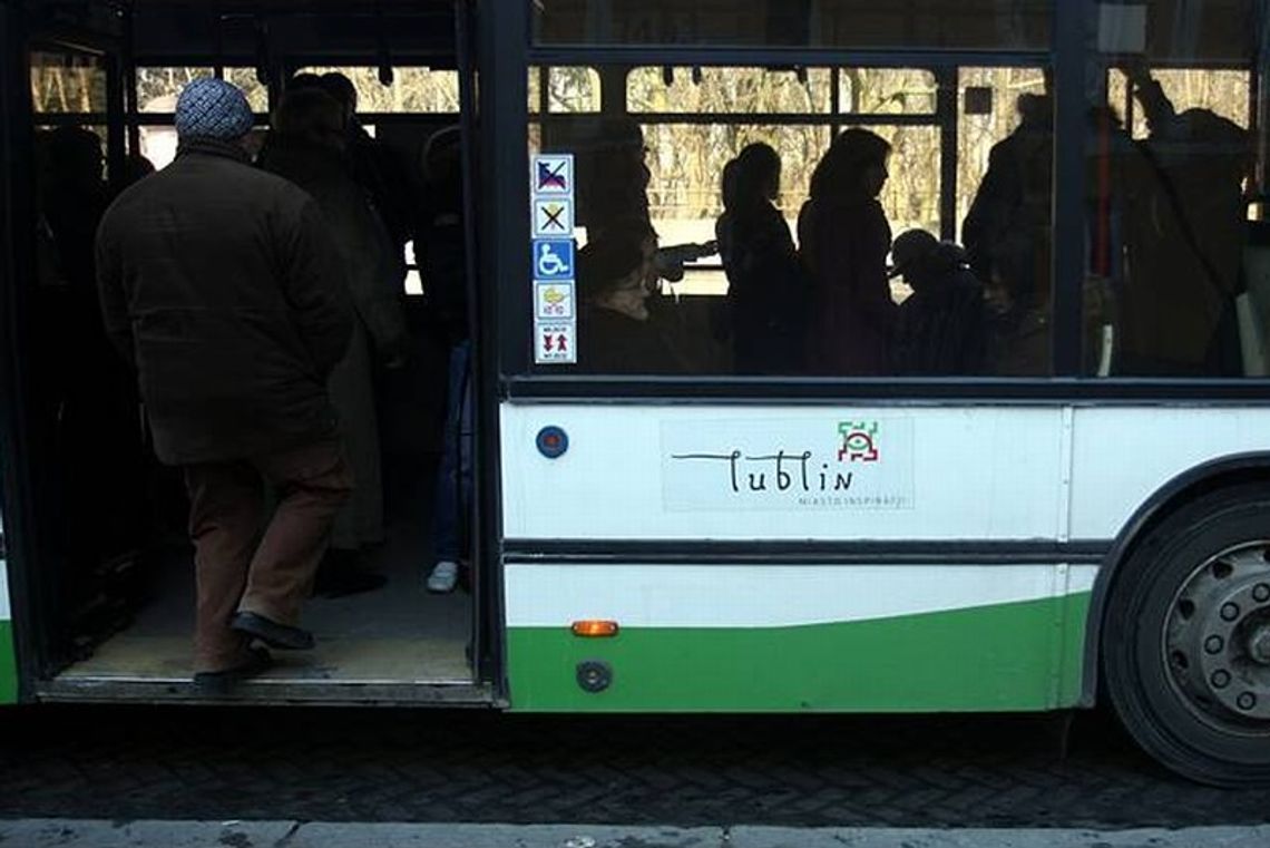 Nocnymi autobusami do Świdnika. Radni są \"za”