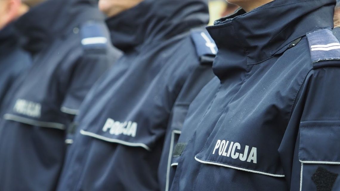 Nosiciel wirusa HIV pogryzł policjanta i straszył, że umrze. Jest wyrok