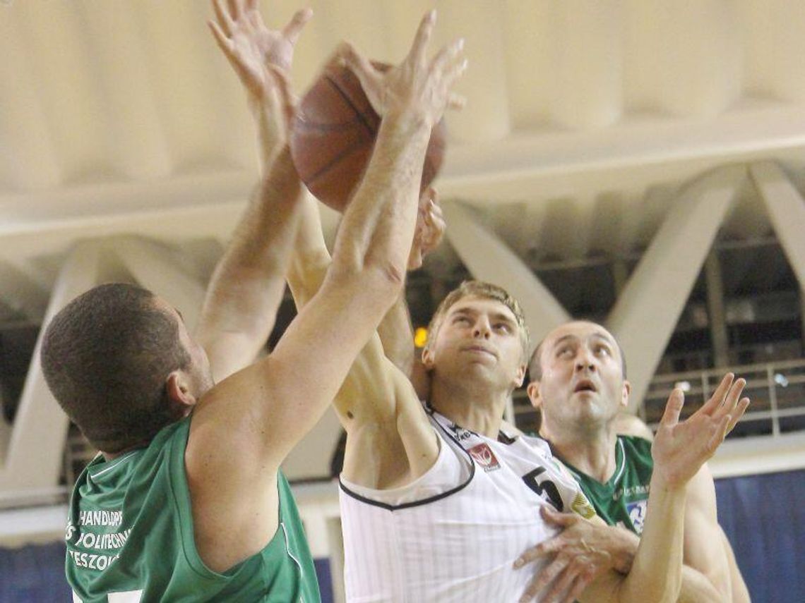 Novum Lublin – AZS Politechnika Rzeszowska 63:61, fantastyczna pogoń