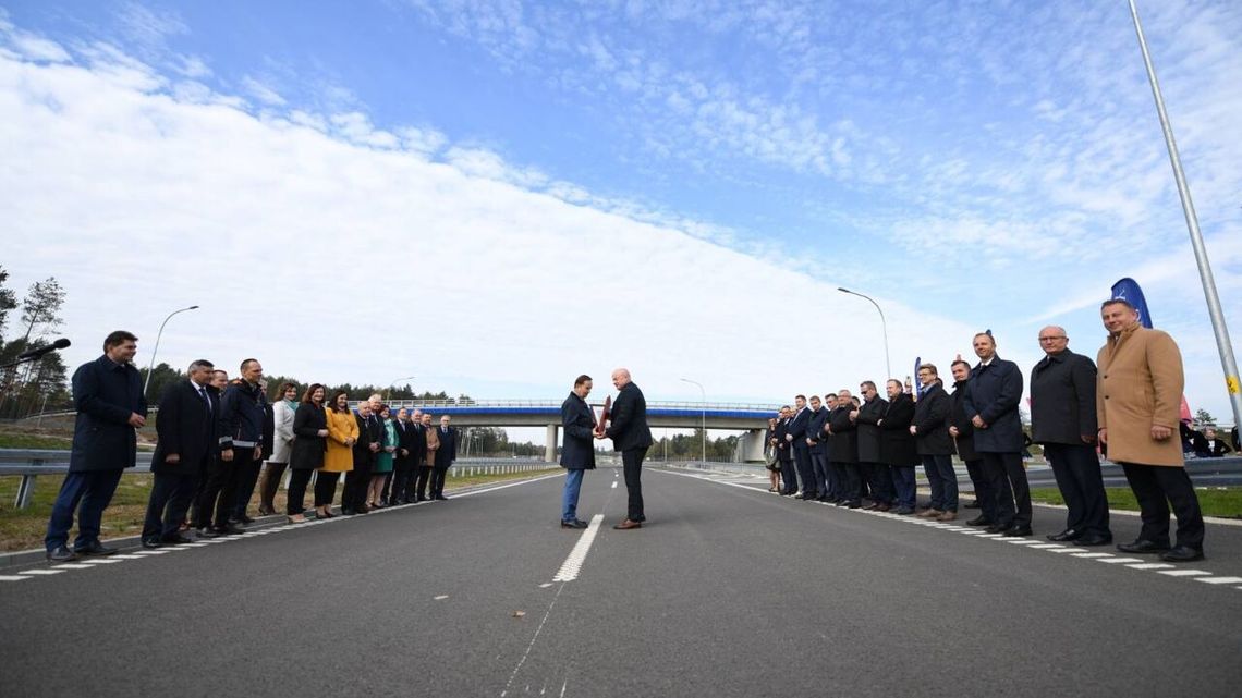 Nowa część S19 w Lubelskiem otwarta dla ruchu Nowa część S19 w Lubelskiem otwarta dla ruchu