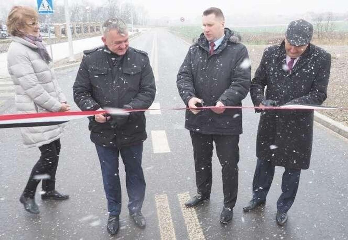 Nowa droga w Łęcznej. Mieszkańcy czekali wiele lat