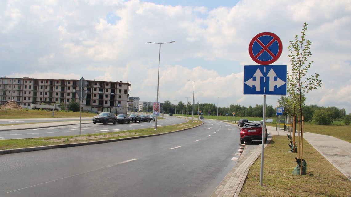 Nowa dwupasmówka kusi kierowców do ostrej jazdy Nowa dwupasmówka kusi kierowców do ostrej jazdy