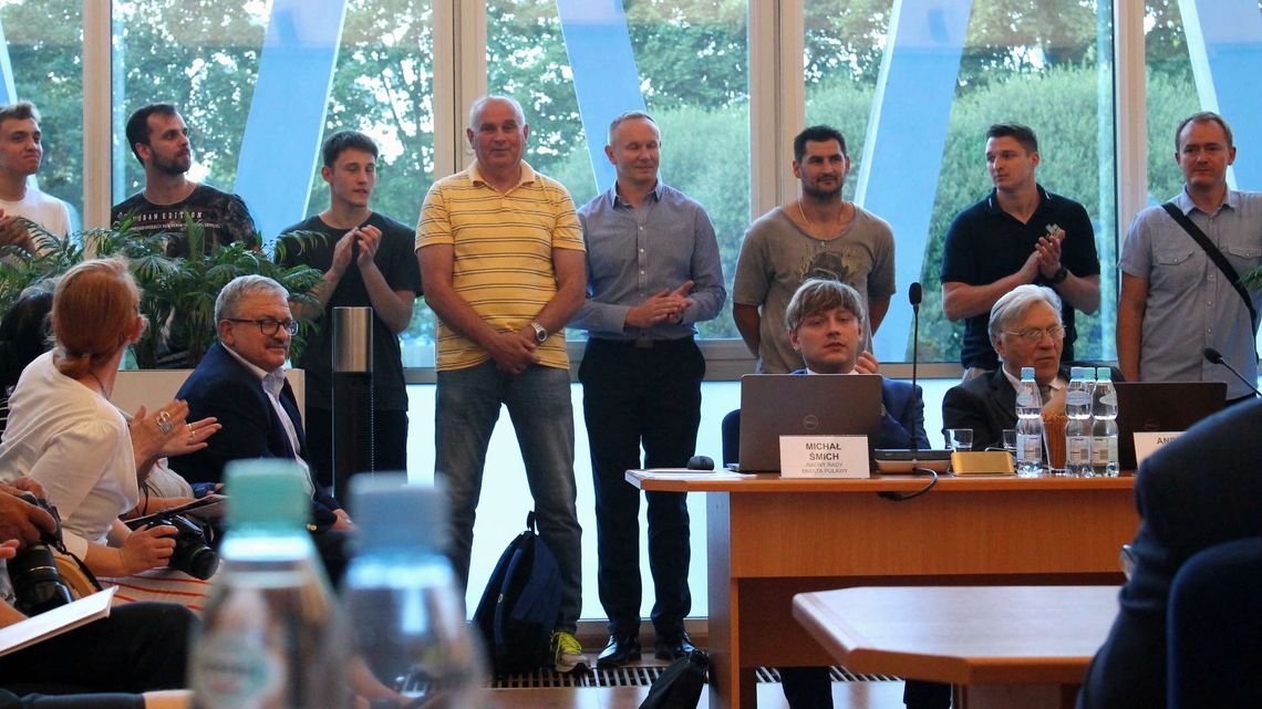 Nowa hala sportowa powstanie za większe pieniądze. Radni zgodzili się na wzrost zadłużenia