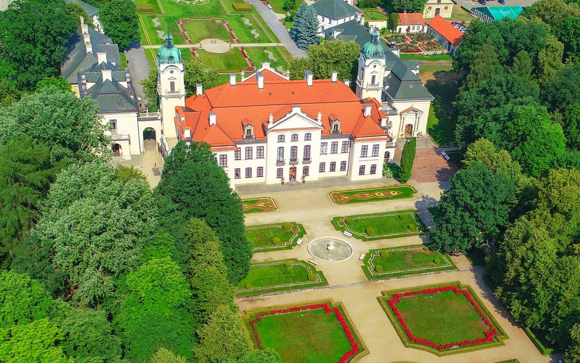 Nowa moneta o nominale 5 złotych. Na rewersie - Kozłówka
