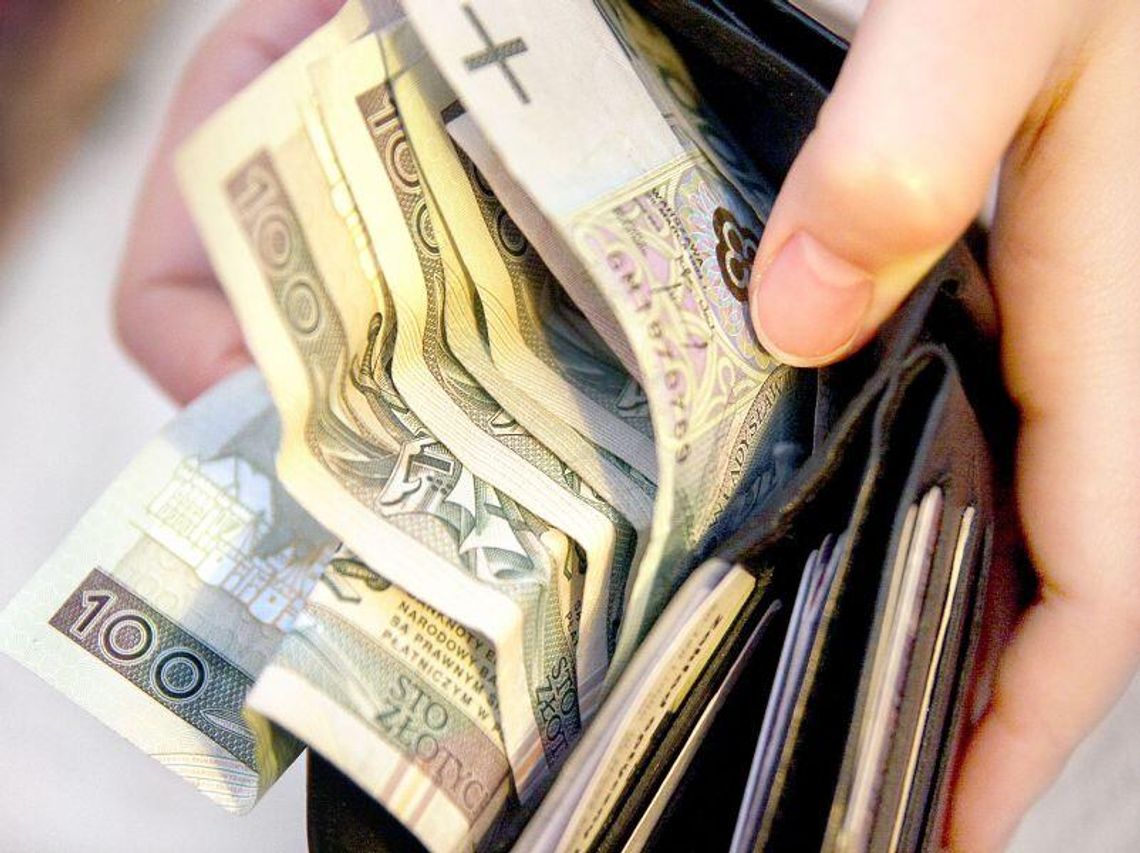 Nowa Rada Miasta zaczyna oszczędzać: PiS chce obniżyć diety Nowa Rada Miasta zaczyna oszczędzać: PiS chce obniżyć diety