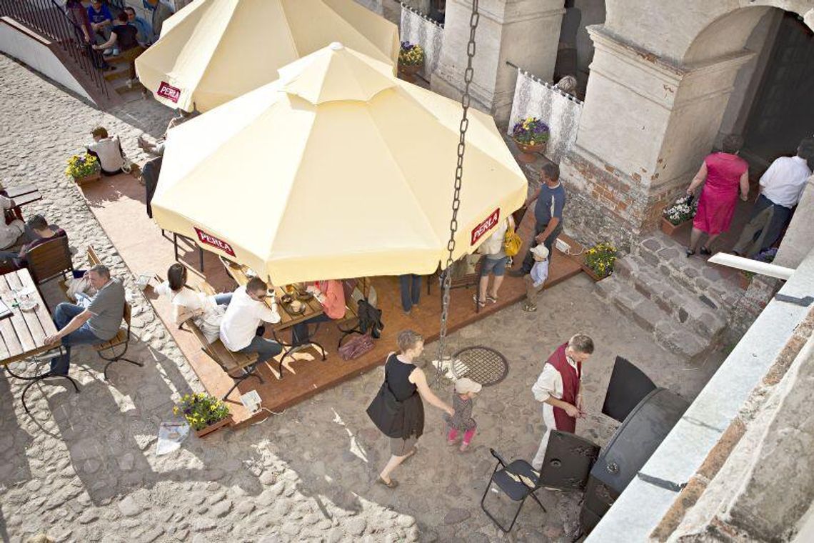 Nowa restauracja w Janowcu: Przysmaki z Zamkowej Kuchni