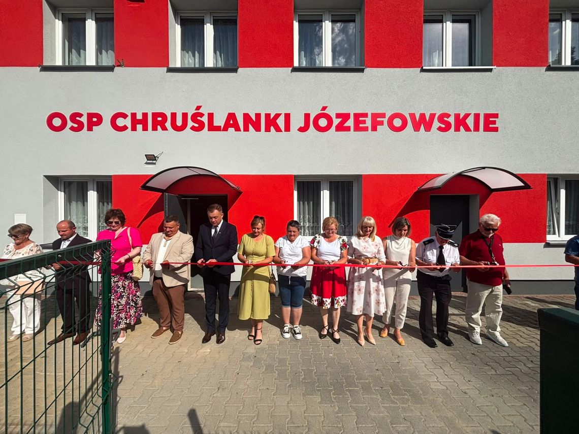 Nowa świetlica otwarta. Mieszkańcy Chruślanek Józefowskich mają miejsce do spotkań Nowa świetlica otwarta. Mieszkańcy Chruślanek Józefowskich mają miejsce do spotkań