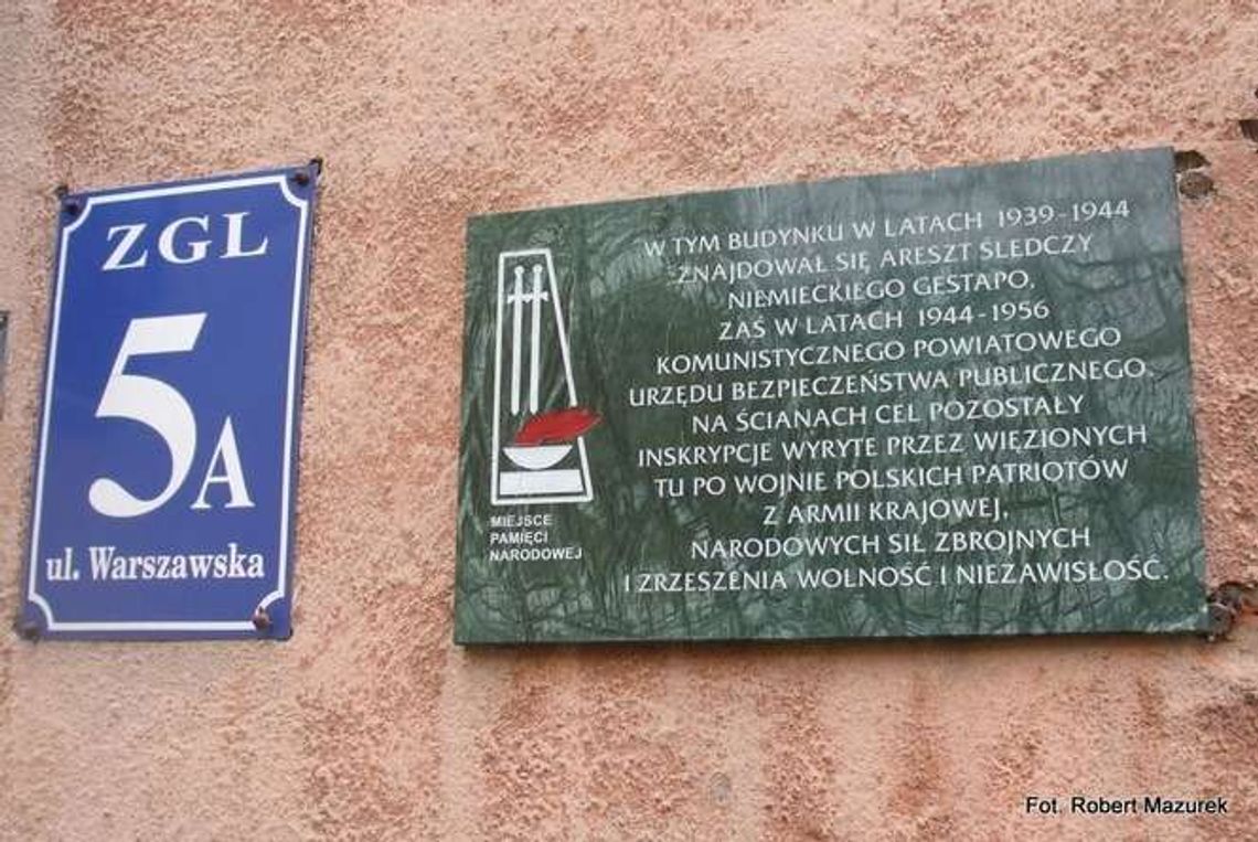 Nowa tablica na dawnym areszcie Gestapo a potem UB. A w planach Muzeum Żołnierzy Wyklętych