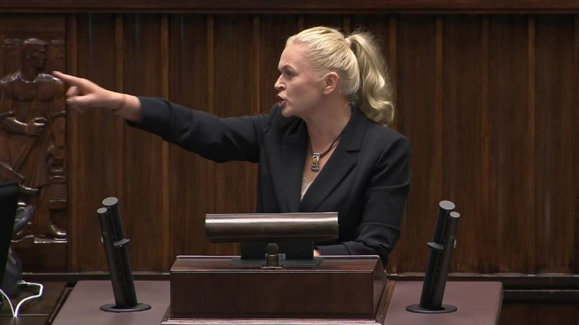 Nowacka do Kaczyńskiego: Na trumnie brata i mojej matki zbudował pan imperium kłamstwa