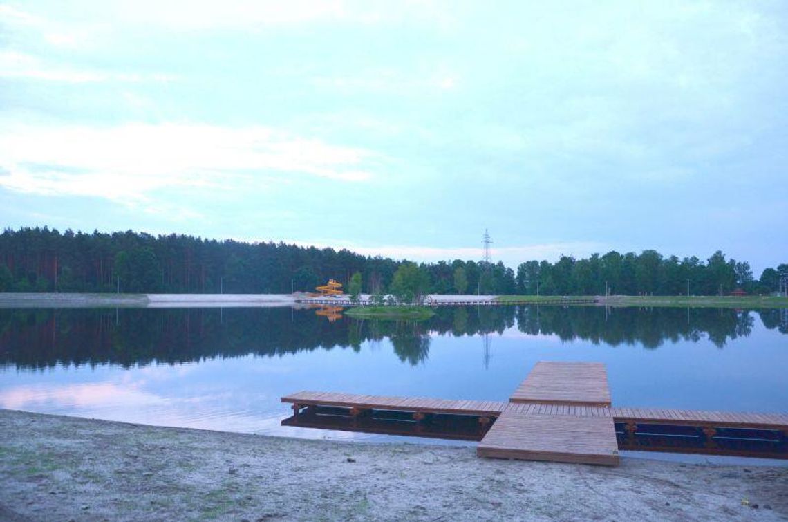 Nowe atrakcje na lato: Gdzie nad wodę, a gdzie na... narty 