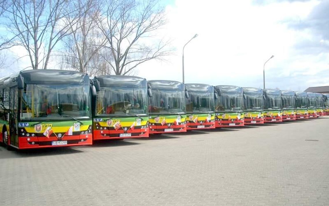 Nowe autobusy z wyłączoną klimatyzacją. Bo za drogo