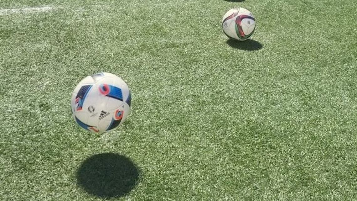 Nowe boisko dla Wąwolnicy Nowe boisko dla Wąwolnicy