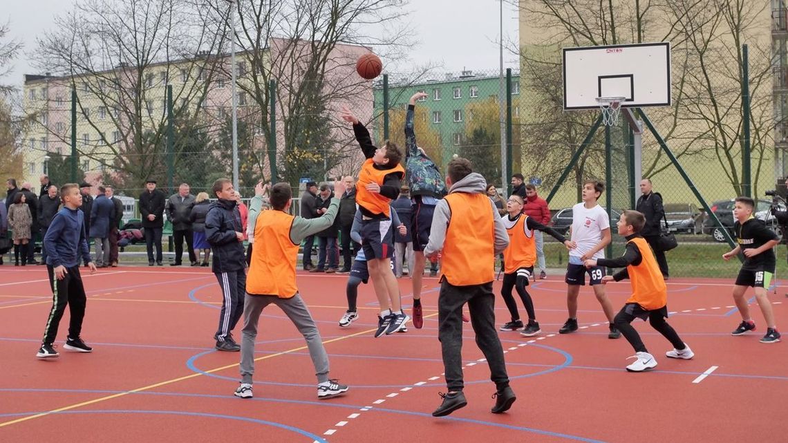 Nowe boisko w Lubartowie już otwarte [zdjęcia]