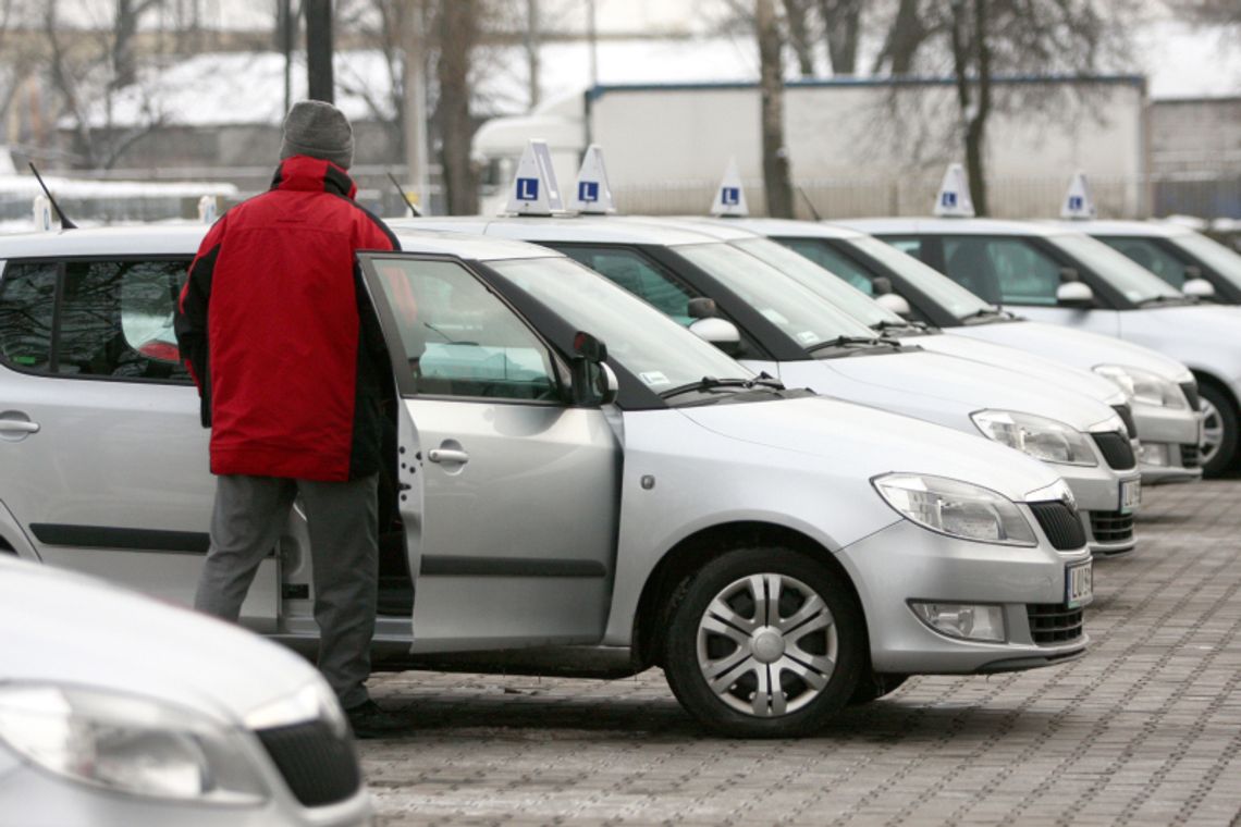 Nowe egzaminy na prawo jazdy trudniejsze i droższe