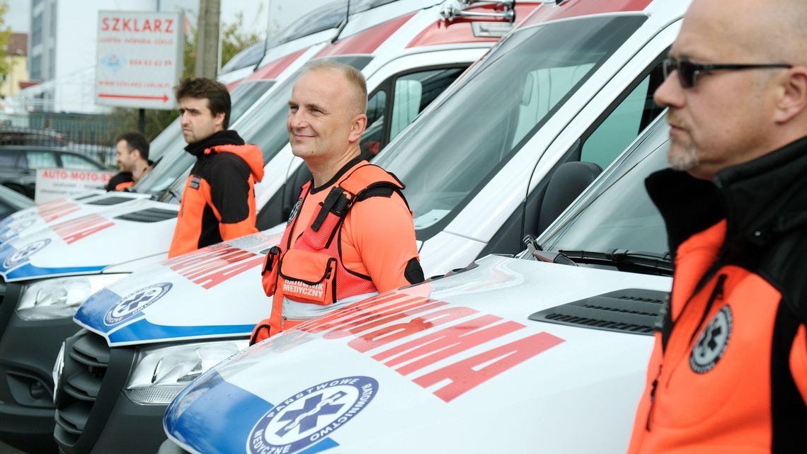 Nowe karetki dla pogotowia w Lublinie. Kosztowały 2,1 mln zł [zdjęcia]