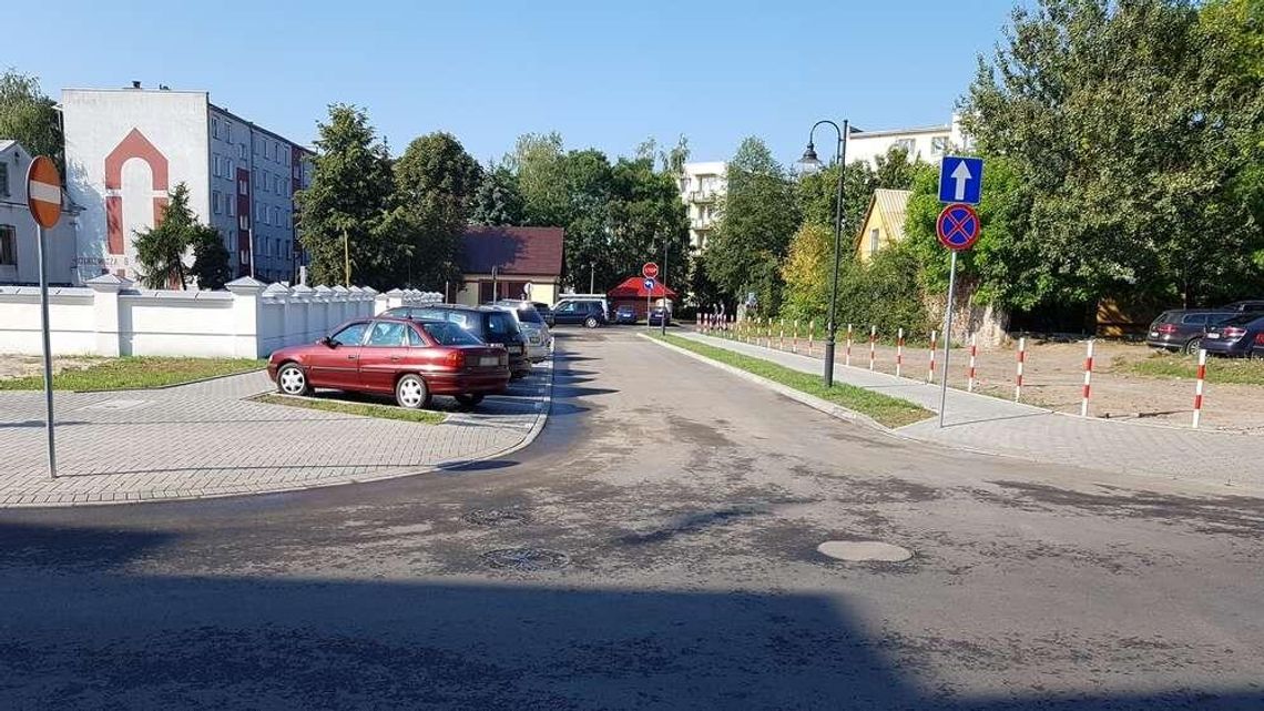 Nowe miejsca parkingowe w Białej Podlaskiej. Na razie są bezpłatne