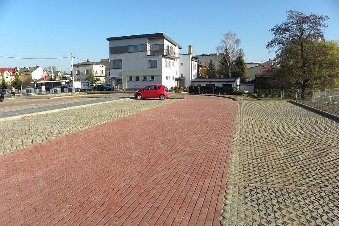 Nowe miejsca parkingowe w centrum Parczewa