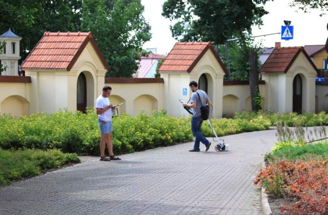 Nowe odkrycia koło kościoła w Końskowoli