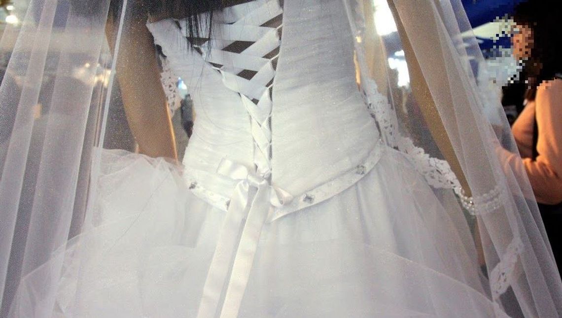 Nowe ognisko koronawirusa w Lubelskiem. Jest związane z weselem Nowe ognisko koronawirusa w Lubelskiem. Jest związane z weselem