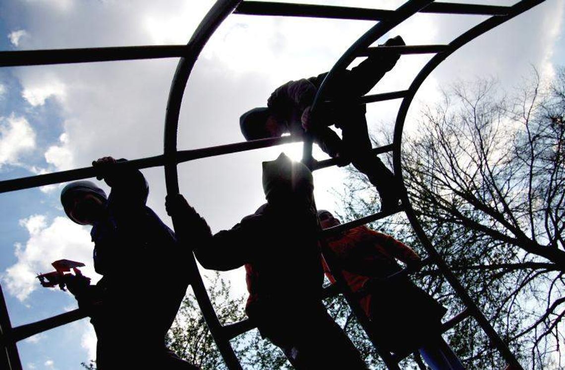 Nowe place zabaw i boiska w gm. Kazimierz Dolny