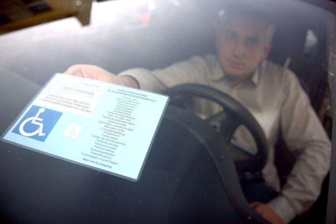 Nowe procedury dla inwalidów. Muszą chodzić od lekarza do lekarza