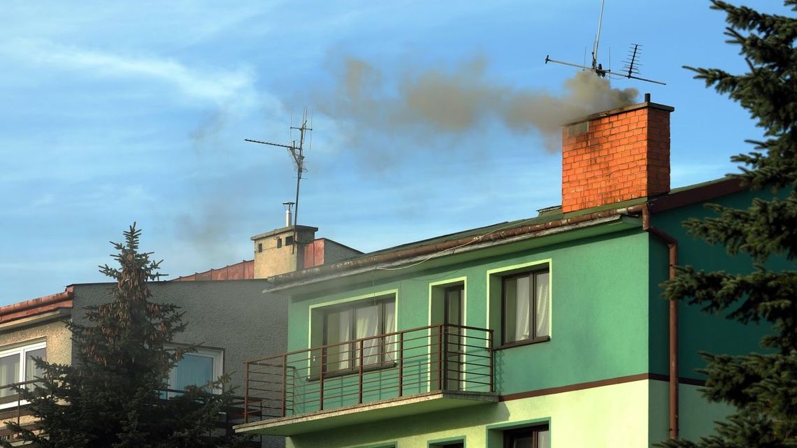 Nowe przepisy to szansa dla gmin spowitych smogiem. Kto może liczyć na dofinansowanie?