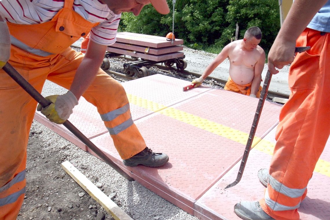 Nowe przystanki kolejowe w Lubartowie i połączenie do Parczewa