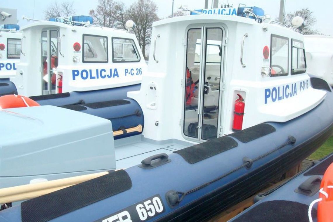 Nowe radiowozy już na lubelskich drogach. Policja dostała też łódź Nowe radiowozy już na lubelskich drogach. Policja dostała też łódź