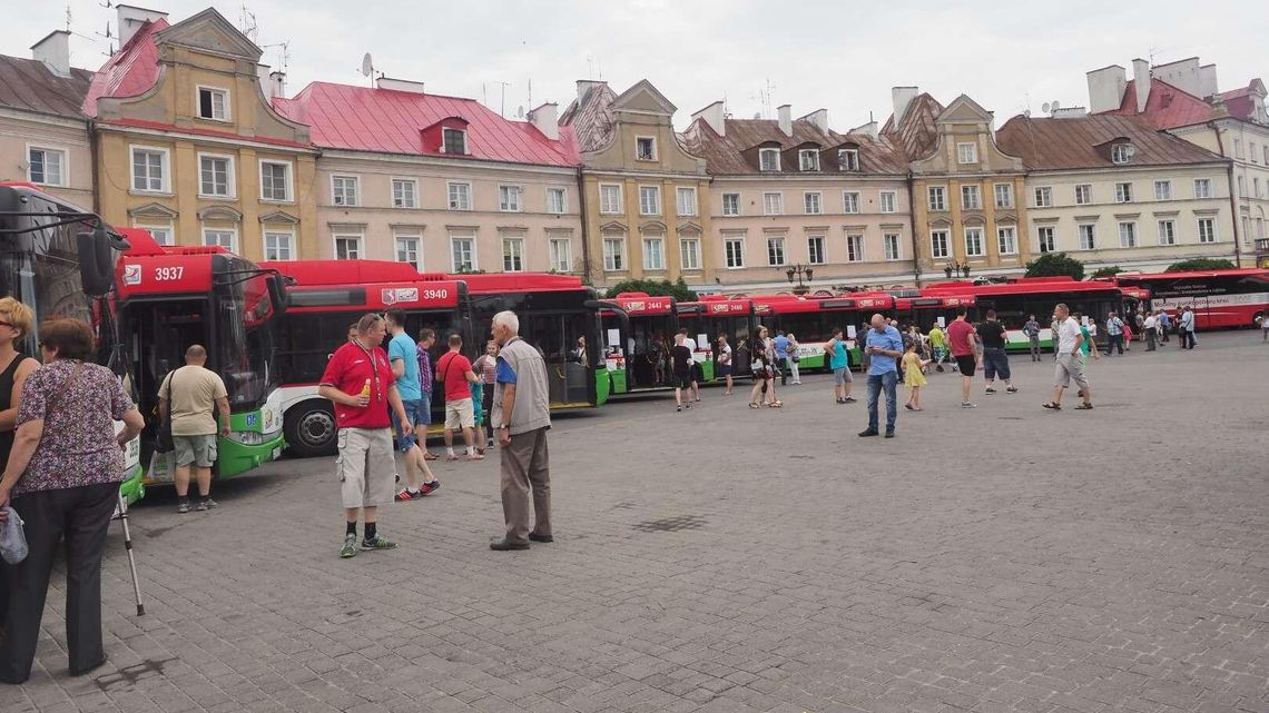 Nowe trolejbusy zawiozą mieszkańców Lublina. Można je było obejrzeć [zdjęcia]