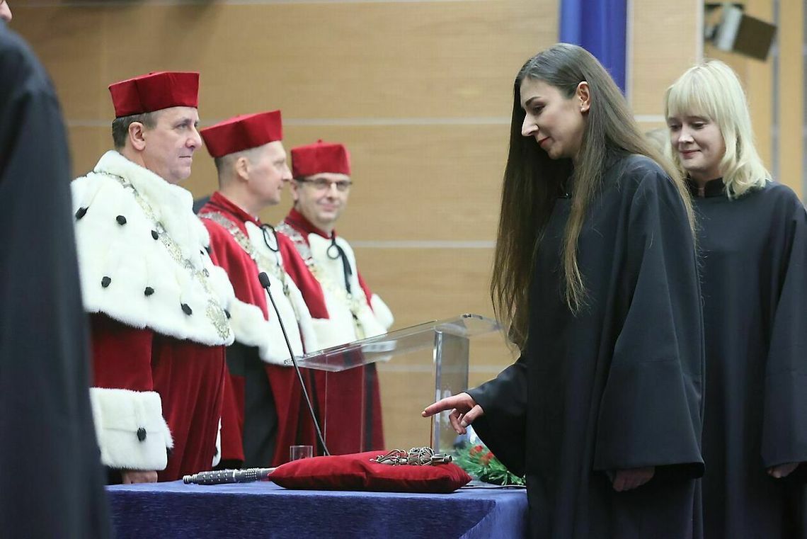 Nowe tytuły przed nazwiskiem 