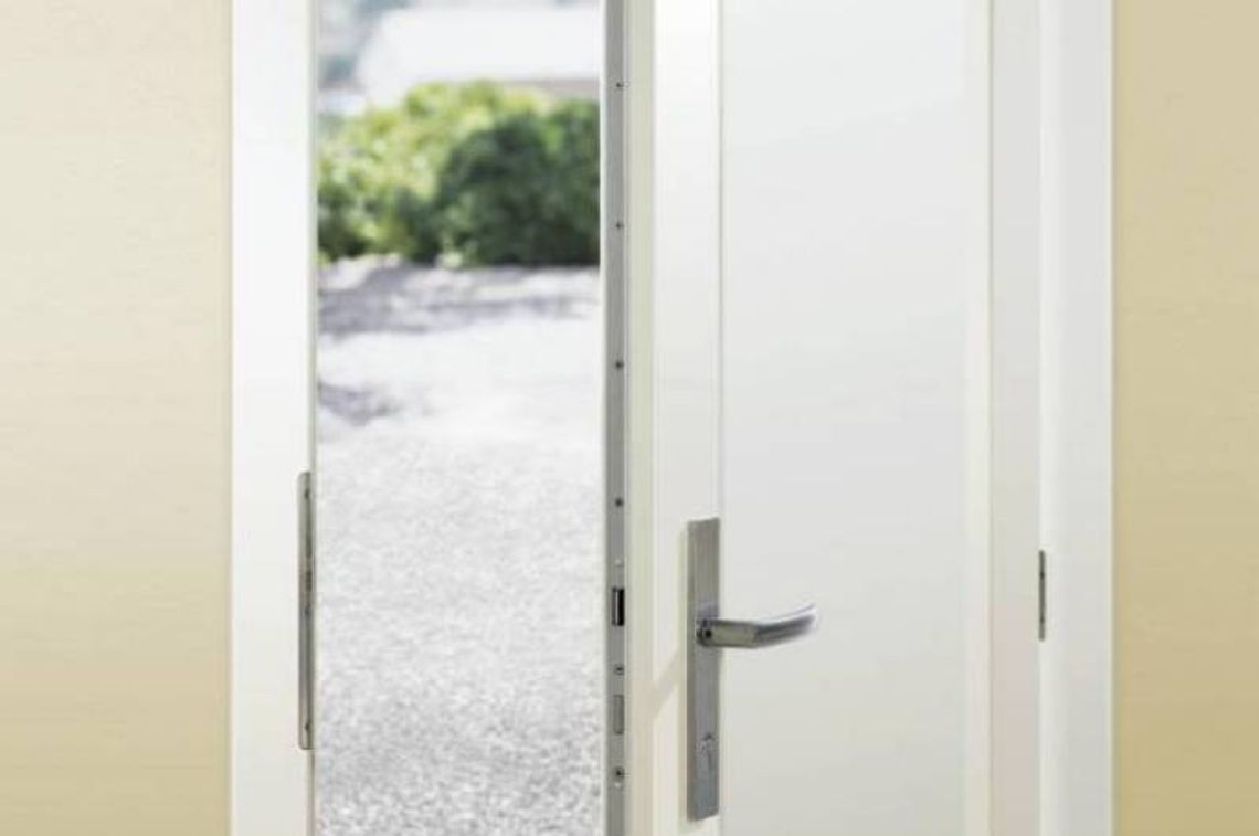 Nowe zamki w drzwiach otwierane bez kluczyka