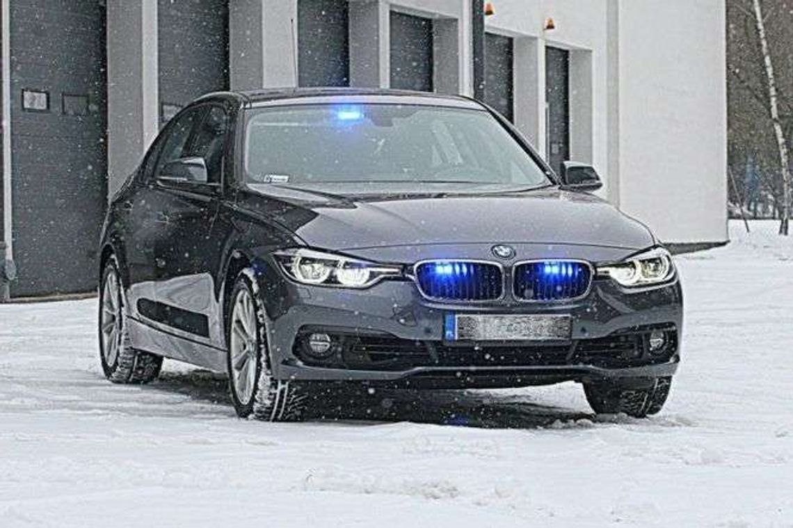 Nowe zdjęcia policyjnych BMW xDrive. "Pozwolą skuteczniej walczyć z piratami" 